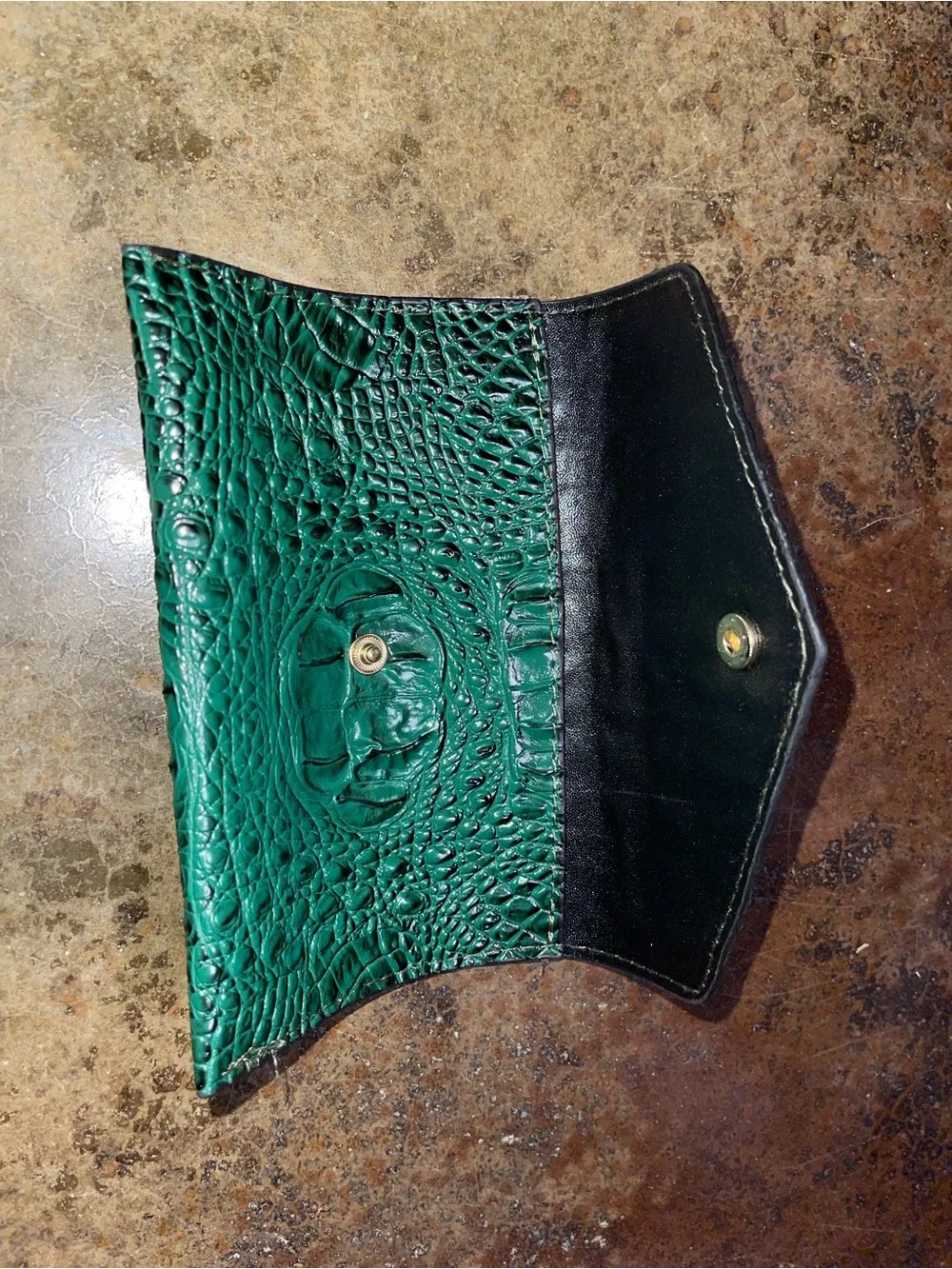 SHEIN Green Croc-Embossed Satchel with Black Trim